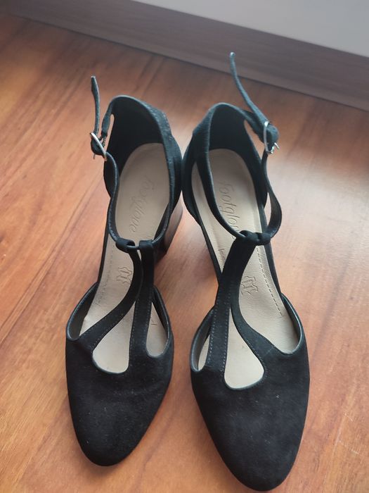 Sandałki czółenka vintage zamszowe