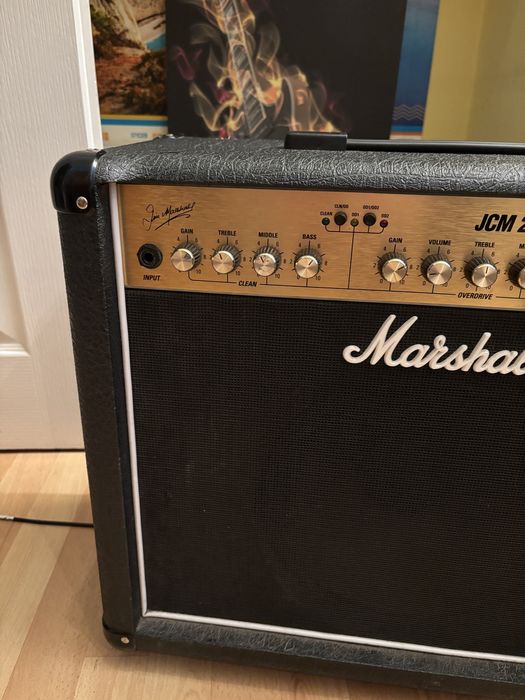 Piec wzmacniacz gitarowy combo marshall jcm 2000 dsl 401