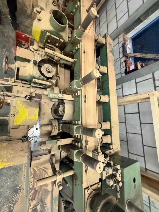 Продається деревообробний станок чотирьохсторонній