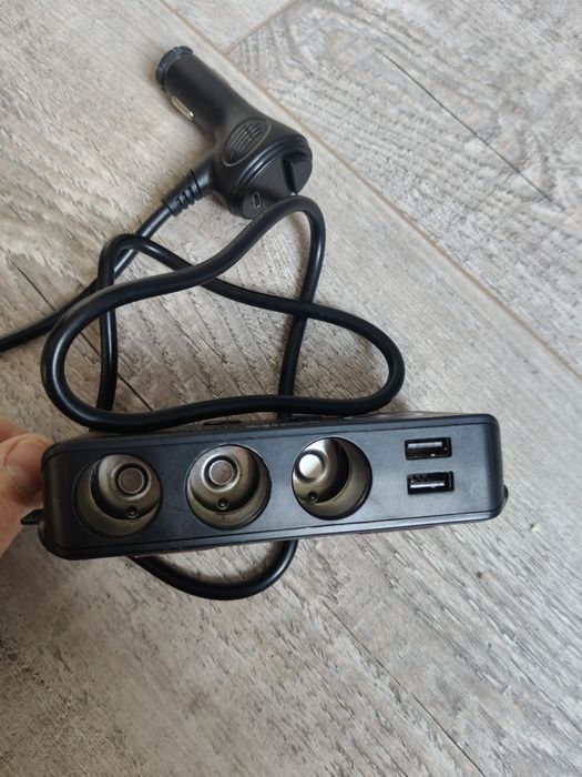 Mocny rozgałęźnik napięcia zapalniczki