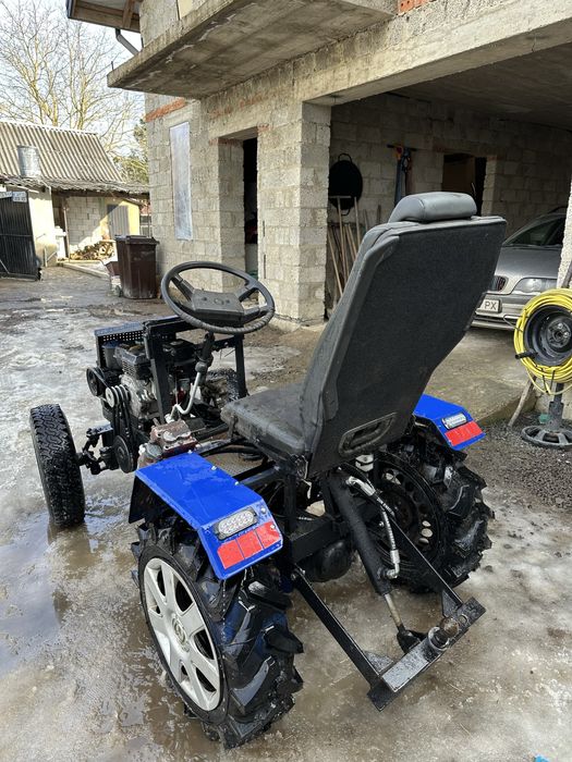 Міні трактор.