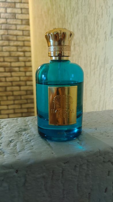 Jak Versace Eros riffs  Imperial Blue