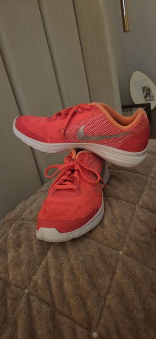 Sapatilhas NIKE novas