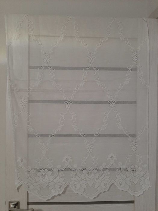 Тюль для невеликого маленького вікна