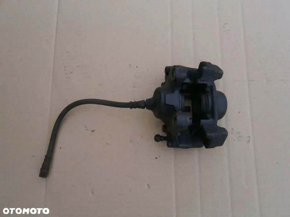 Zacisk Hamulcowy Tył Mercedes W210 2,8 4x4 4matic