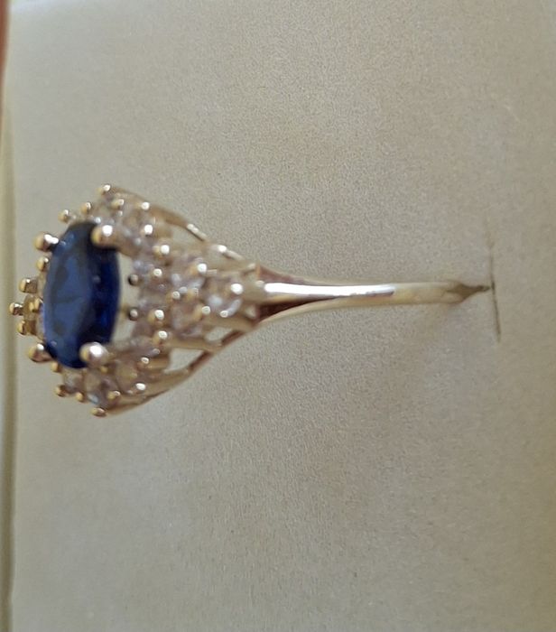 Złoty pierścionek próba 585