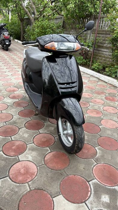 Срочно продам Honda Lead AF-48