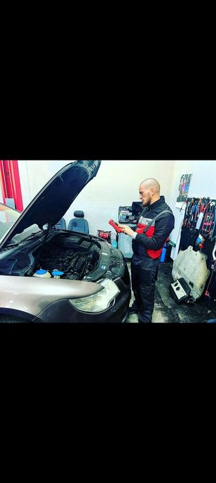 Автоелектрик-діагност Mersedes Vag