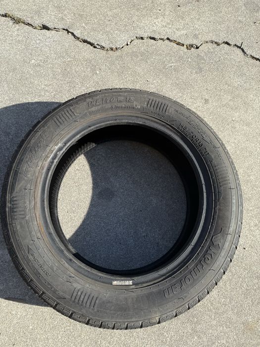 Pneus 145/70/13 como novos