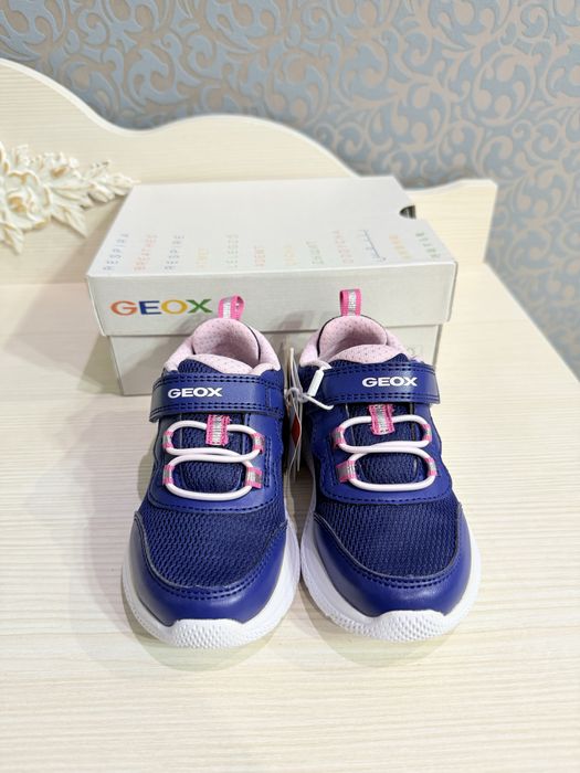 Geox кросівки р 24,25,26,27