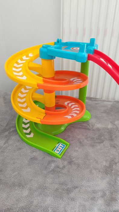 Zakręcony Tor Samochodowy Dumel Tiny Teamsterz – Zjeżdżalnia Spiralna
