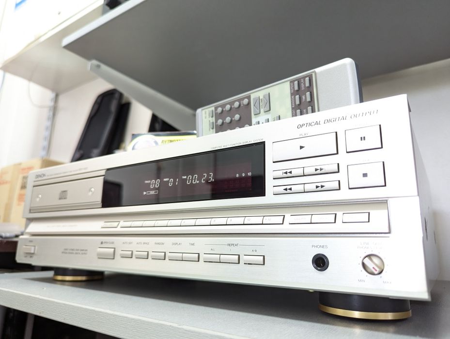 Denon DCD1420. HiFi CD Player. ЦАП BurrBrown 2xPCM54HP. Вес 6,5 кг