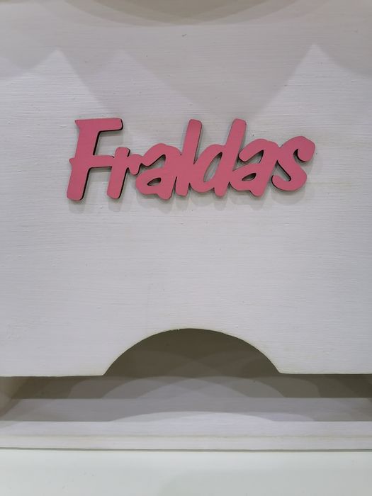 Caixa guarda fraldas