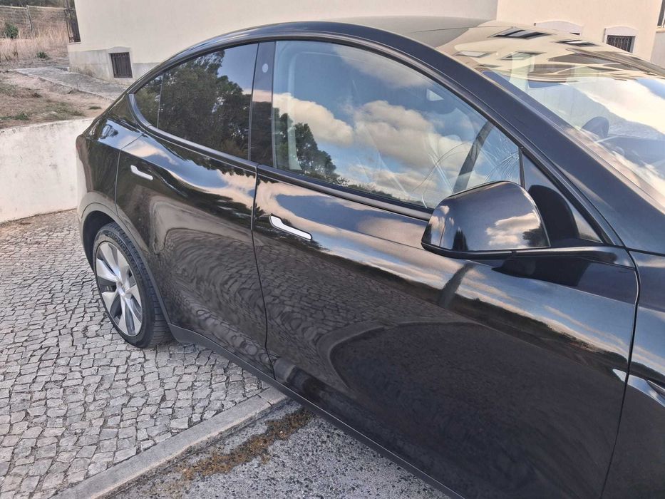 Tesla Model Y 2021 Long Range