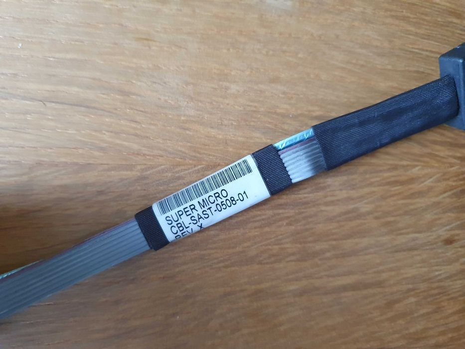 RAID SAS expander Intel RES2SV240 + okablowanie