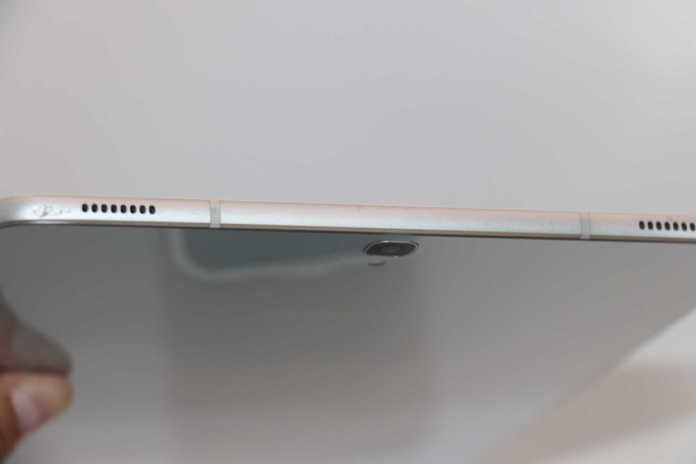 Samsung Galaxy Tab S3 SM-T820 9.7" Wi-Fi Silver ! дуже гарний стан! Super AMOLED