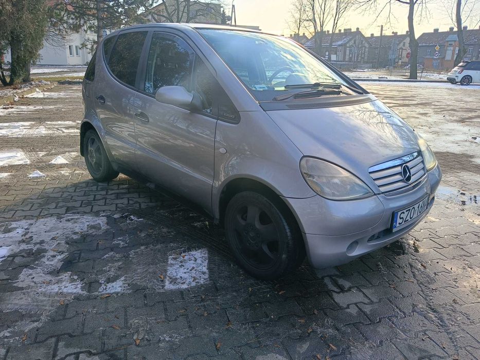 Mercedes A-klasa A170 Elegance  Praktyczny i oszczędny