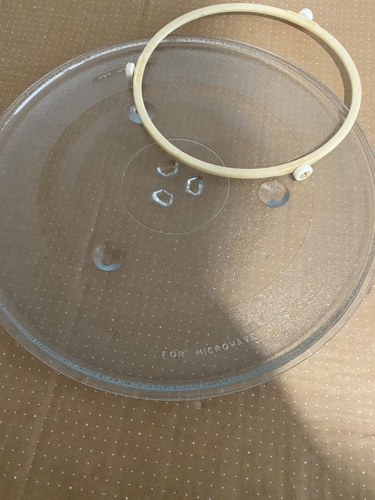 Тарелка для микроволновки. 31,5 см.