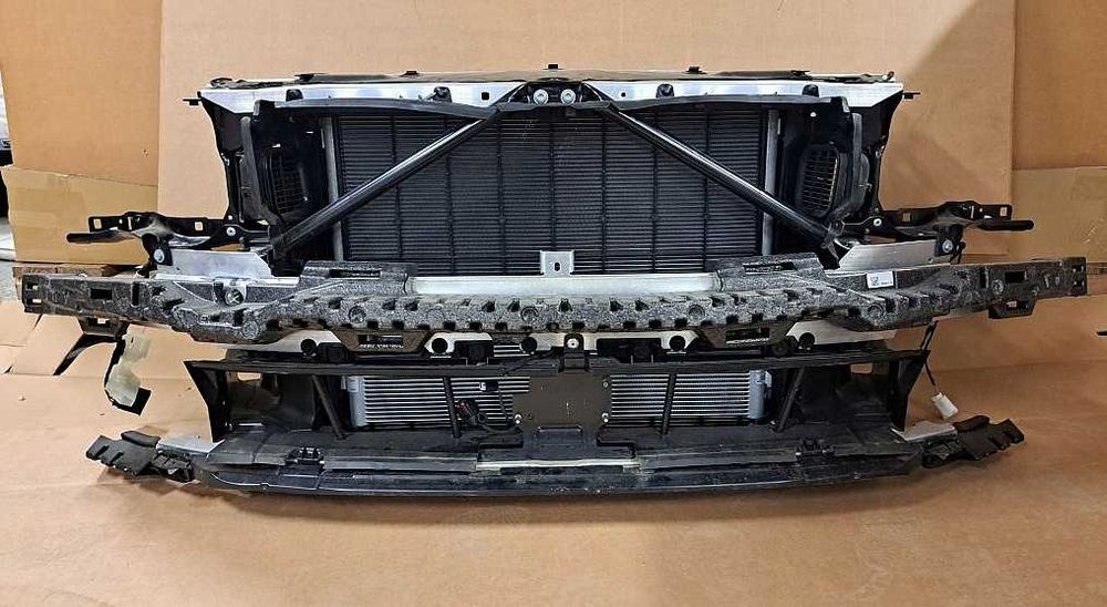 Панель передня BMW G30 Рест дорест Разборка БМВ