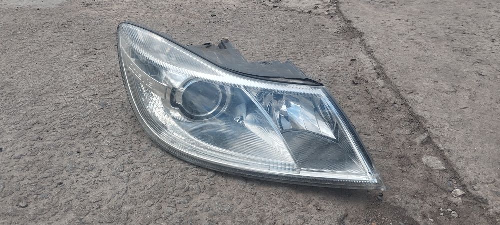 Фары Шкода Октавия А 5