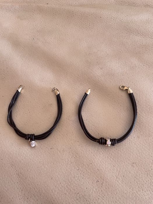 Colares e pulseiras Stone em couro e aço inoxidável