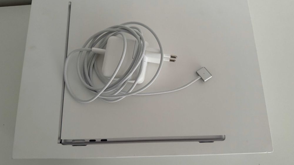MacBook Air Apple M4 256G 13,9'' prateado