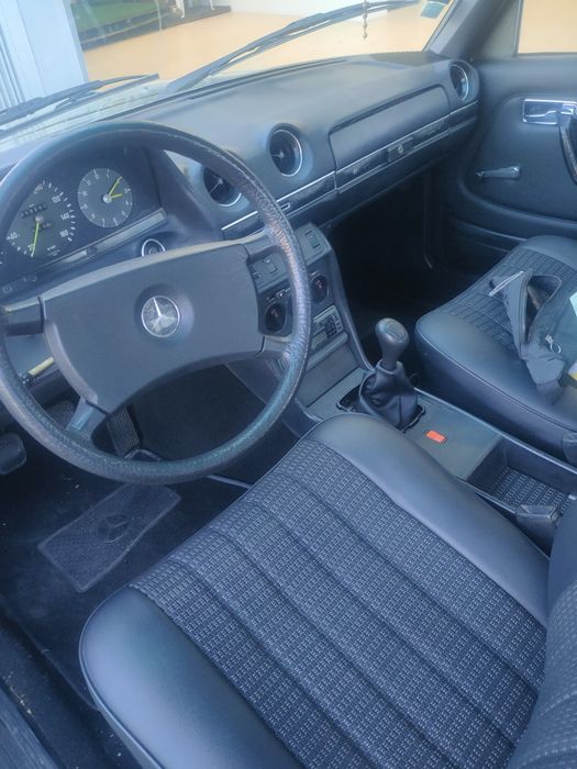 Mercedes-Benz 200D (W123) — 1982 | Um clássico para verdadeiros apreciadores — photo 3