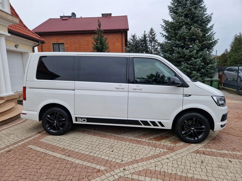 Volkswagen Multivan Volkswagen Multivan 2.0 DSG faktura VAT salon PL niski przebieg LED