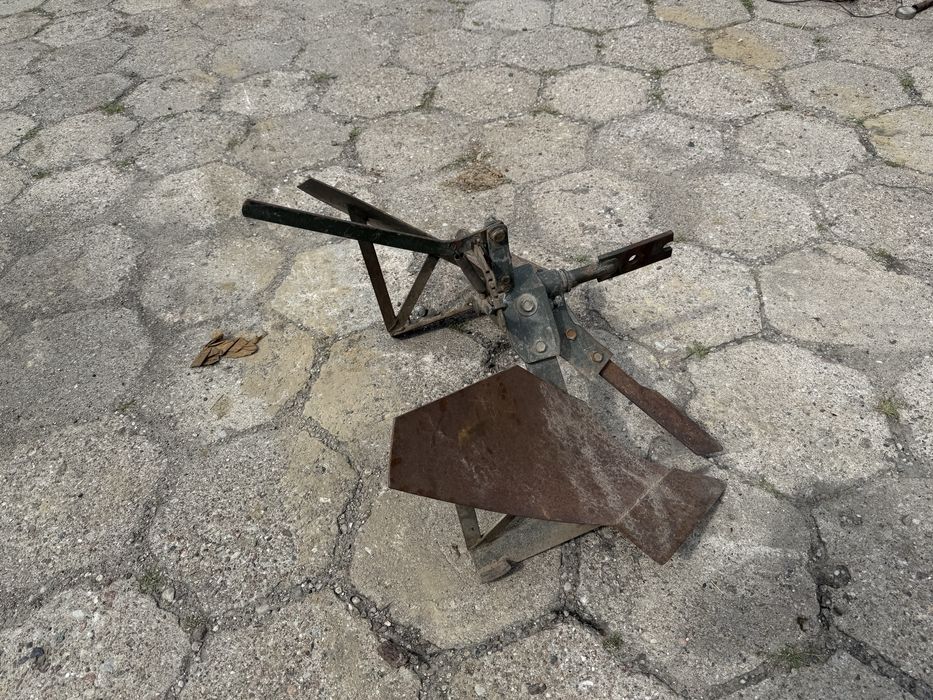 Pług obrotowy Fortschritt E930, E931 org DDR wysyłka