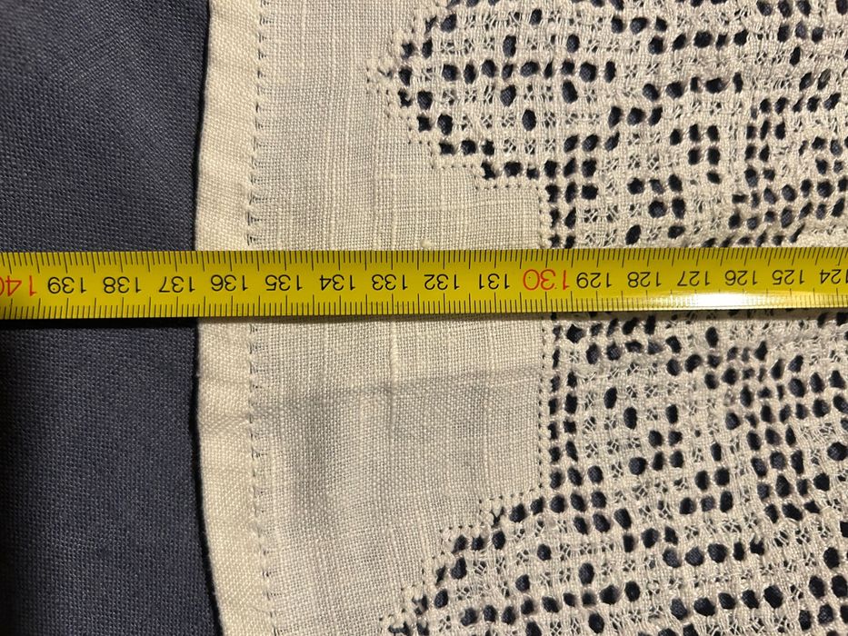 Toalha rectangular em bordado de crivo