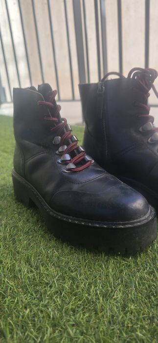Botas de combate da Zara