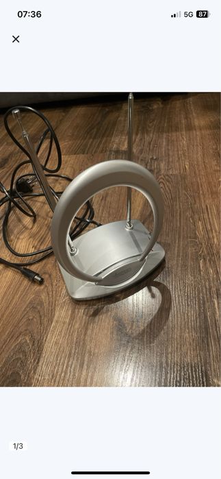 Antena wewnętrzna Vivanco TVA 301 analogowo-cyfrowa 40 dB