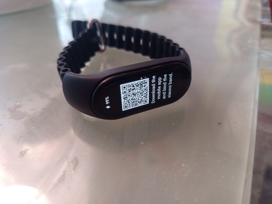Продам фитнес-трекер Xiaomi Mi band 7