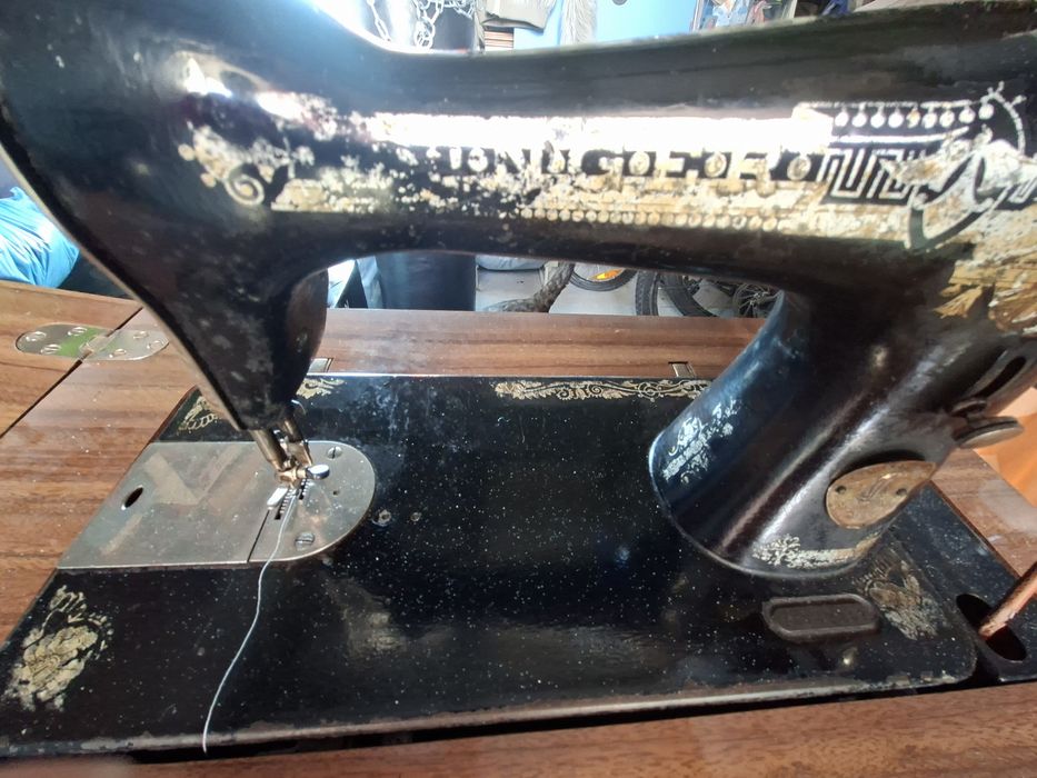 Máquina costura Singer