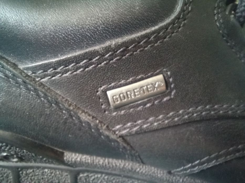 Buty ECCO track skórzane czarne r 40 / 39 Gore Tex