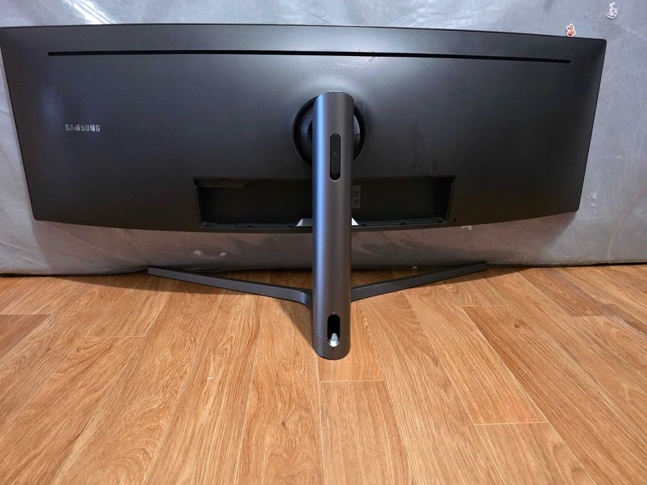 Супер ультраширокий ігровий монітор 49" Samsung CHG90 (LC49HG90DMRXEN) QLED 144Hz / Повний комплект