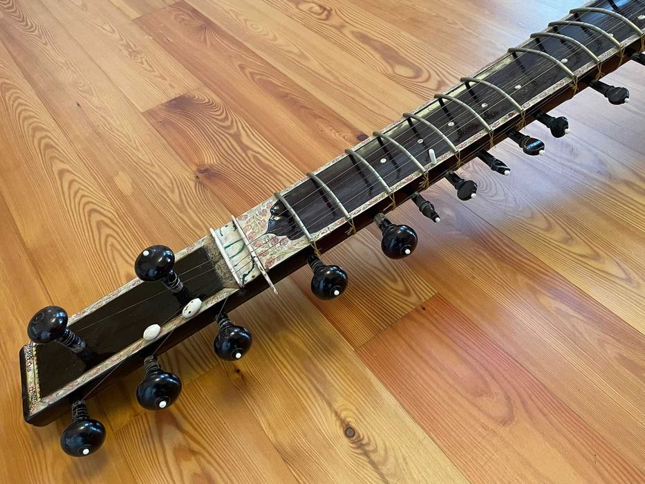 Sitar Indiana feita em Udaipur - Sitara estilo Ravi Shankar