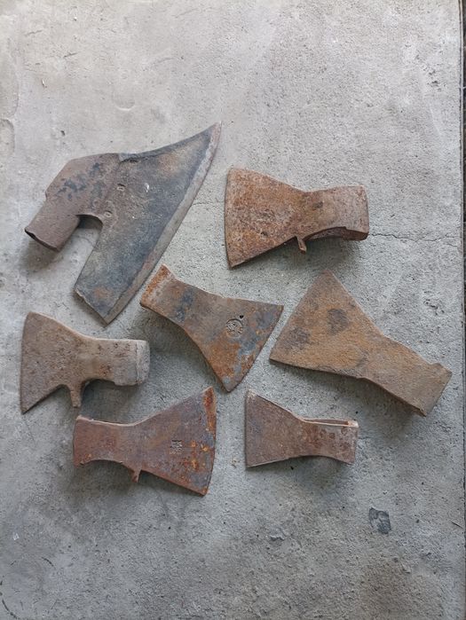 Продам топори,сокири,Зик У-7,патьос.