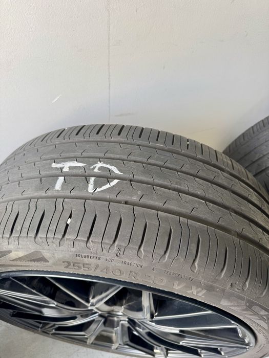 Jantes AEZ Porto Black Perfomance 20’’ com pneus Continental