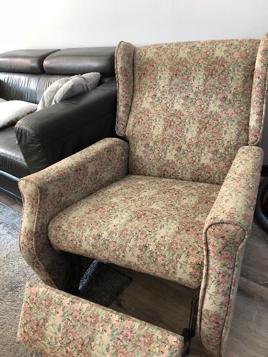 Sprzedam stylowy fotel