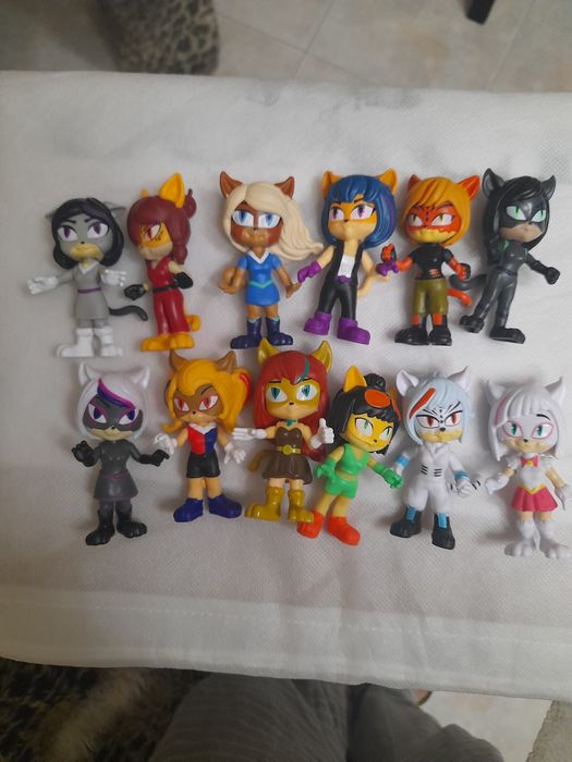 12 Bonecas flinx girls com carta original