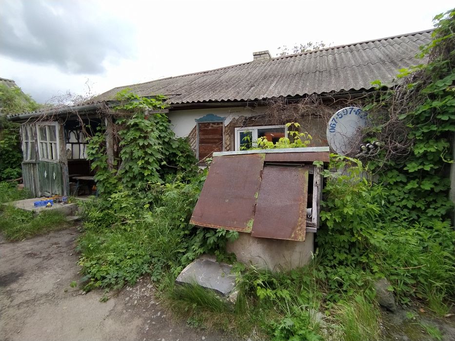 Будинок с. Левків