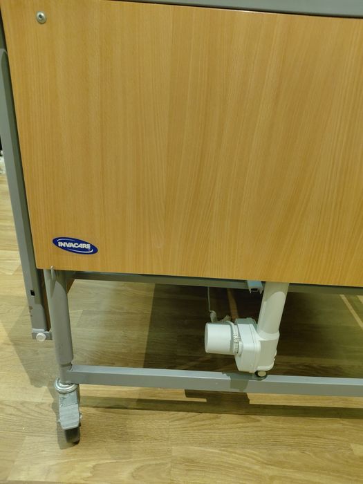 Cama Articulada eletrica invacare