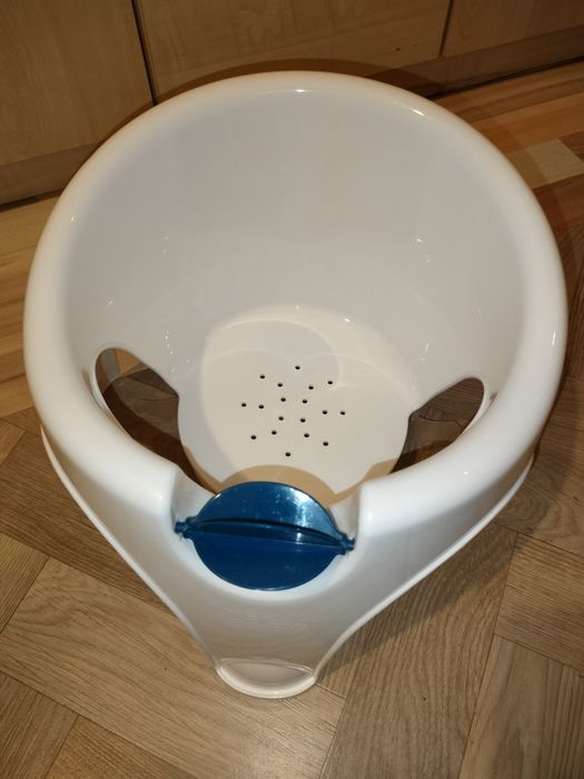 Krzesełko do kąpieli dla dziecka  7-16 miesięcy. Białe. Thermobaby Aquafun.