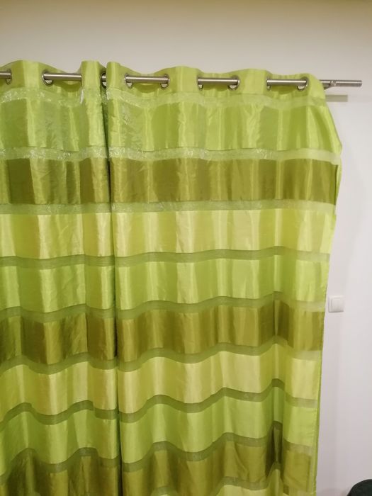 2 conjuntos de cortinados