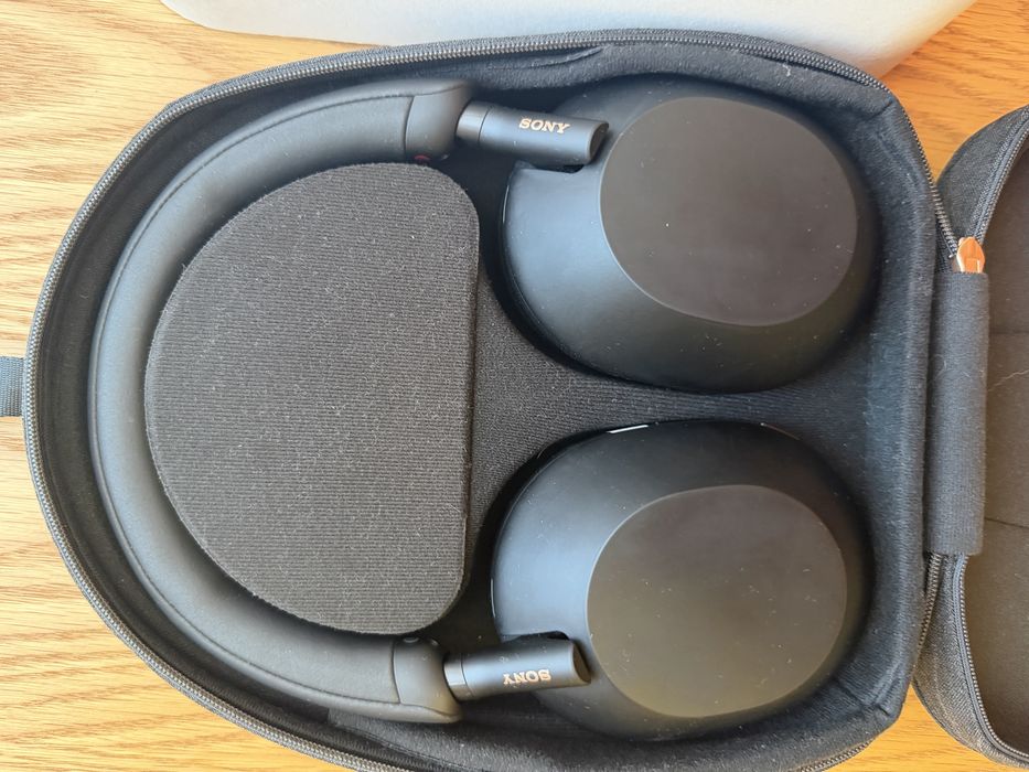 Навушники Sony WH-1000XM5