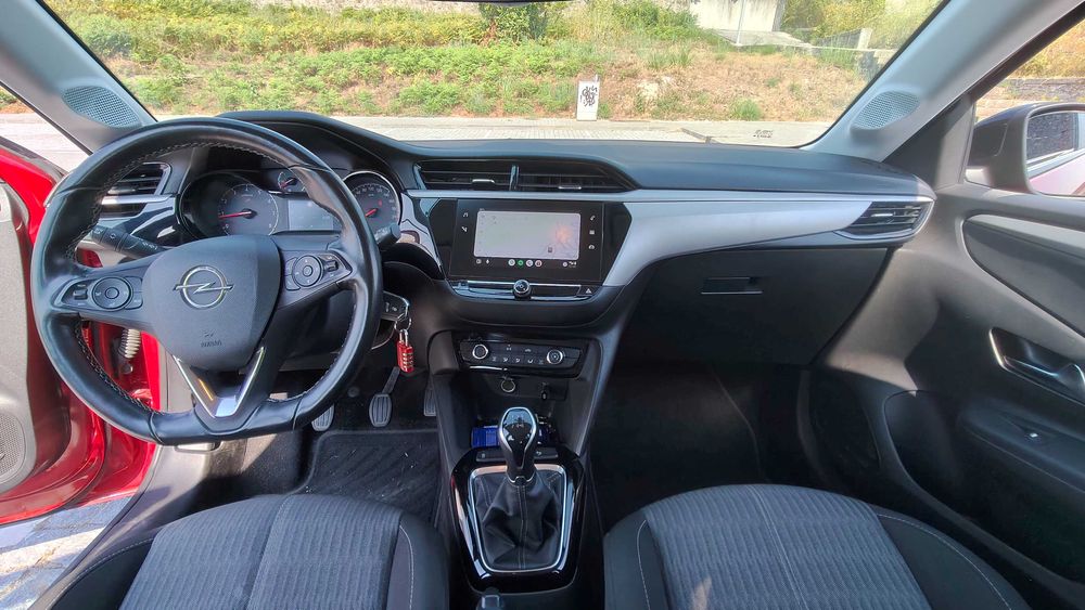 Opel Corsa – Este citadino compacto de 2021 destaca-se pela sua eficiência e design