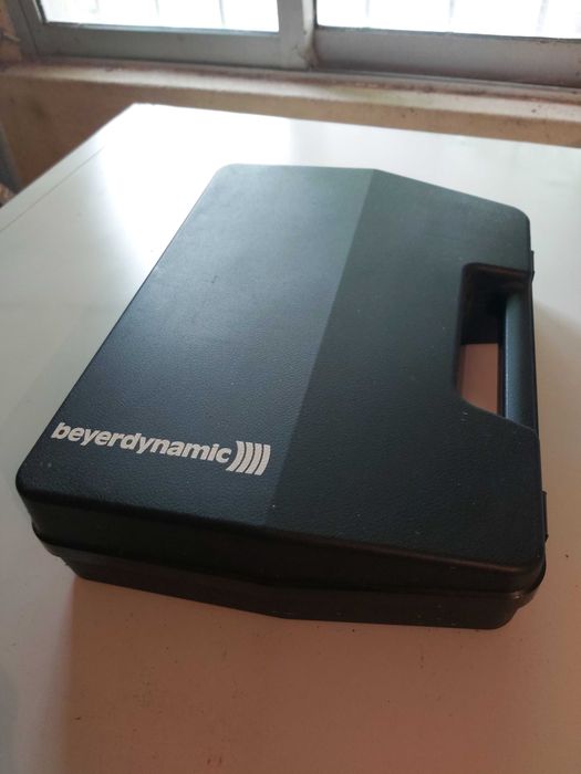 Microfone condensador Beyerdynamic MCE 90