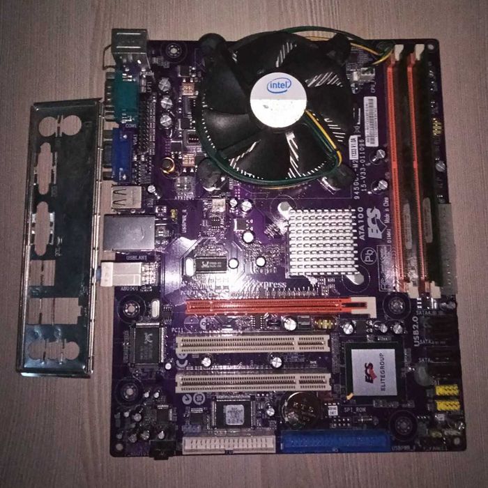 Комплекти для ПК (мат. плата + процесор + оперативна память)