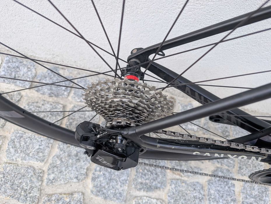 Canyon Ultimate di2 12v